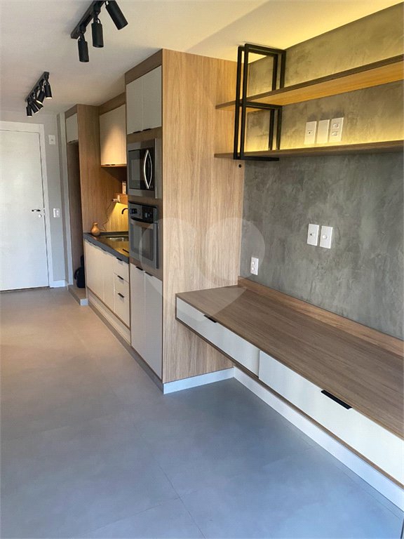 Studio em Cerqueira César com 27m² – 1 Suíte e 1 Vaga