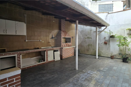 Casa à venda com 3 quartos, sendo 1 suíte, em Lar São Paulo, São Paulo, SP