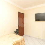 Casa à venda com 2 quartos, sendo 1 suíte, no condomínio Colina de Goiás, São Paulo - SP
