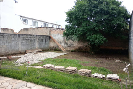 Sobrado à venda com 4 quartos, sendo 1 suíte,  em Vila Suissa, Mogi das Cruzes, SP