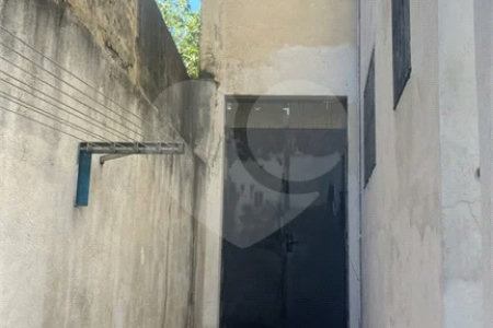 Sobrado à venda com 3 quartos em Água Fria, São Paulo, SP