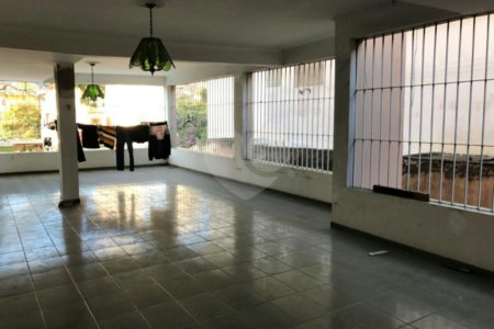 Sobrado à venda com 5 quartos, sendo 1 suíte, em Santa Teresinha, São Paulo, SP