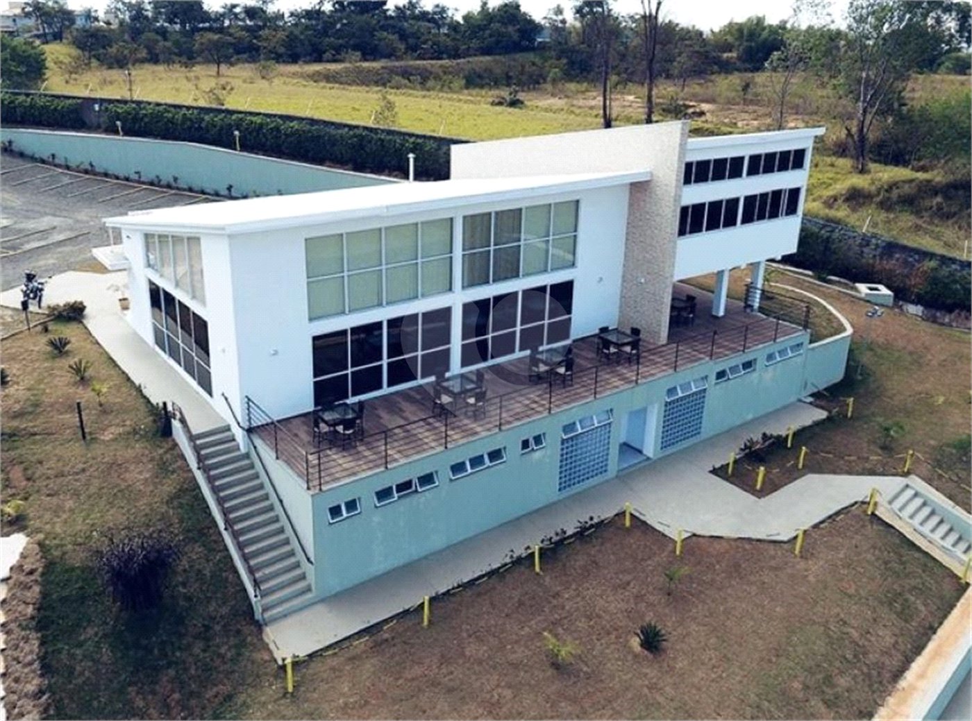 Casa à venda com 3 quartos, sendo 1 suíte, no condomínio Residencial Lagos D Icarai, Salto - SP