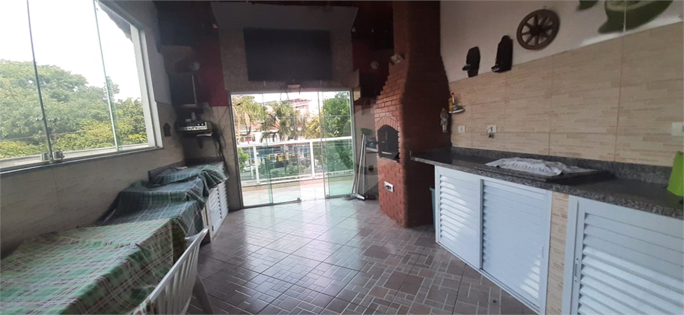 Sobrado à venda com 5 quartos em Vila Cunha Bueno, São Paulo, SP