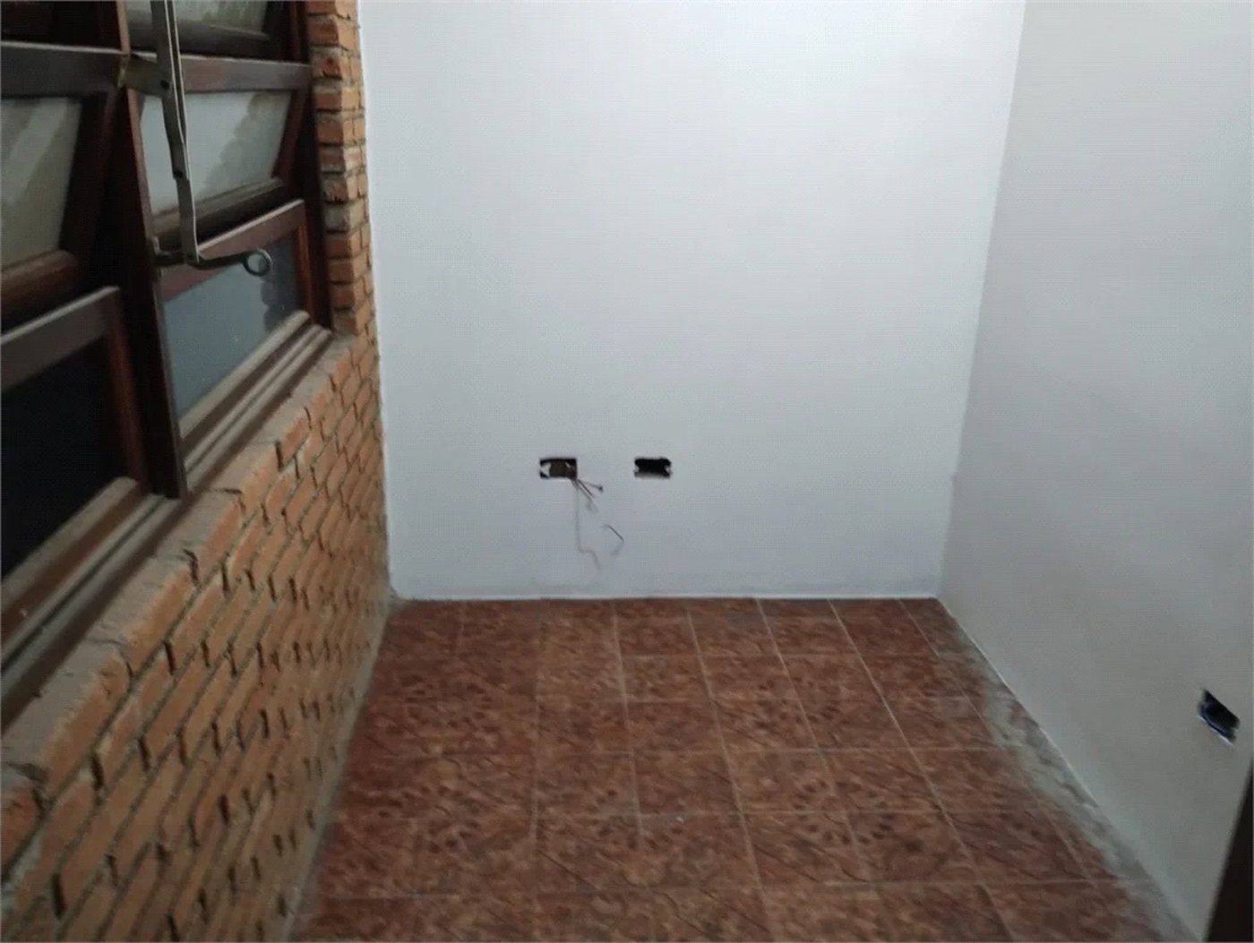 Casa de Vila à venda com 4 suítes em Jardim Londrina, São Paulo, SP