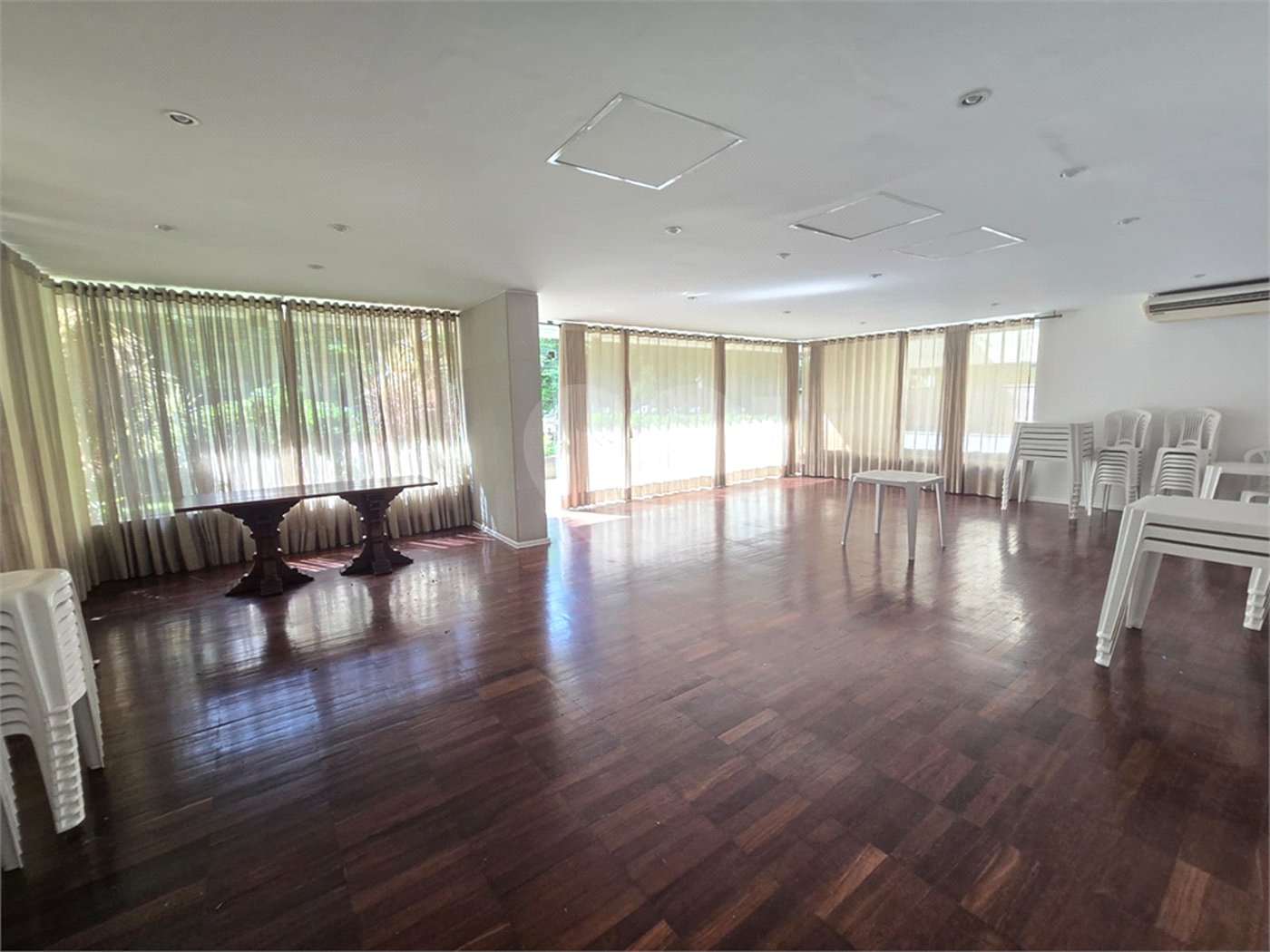 Apartamento à venda com 3 quartos, sendo 1 suíte, em Tijuca, Rio de Janeiro, RJ