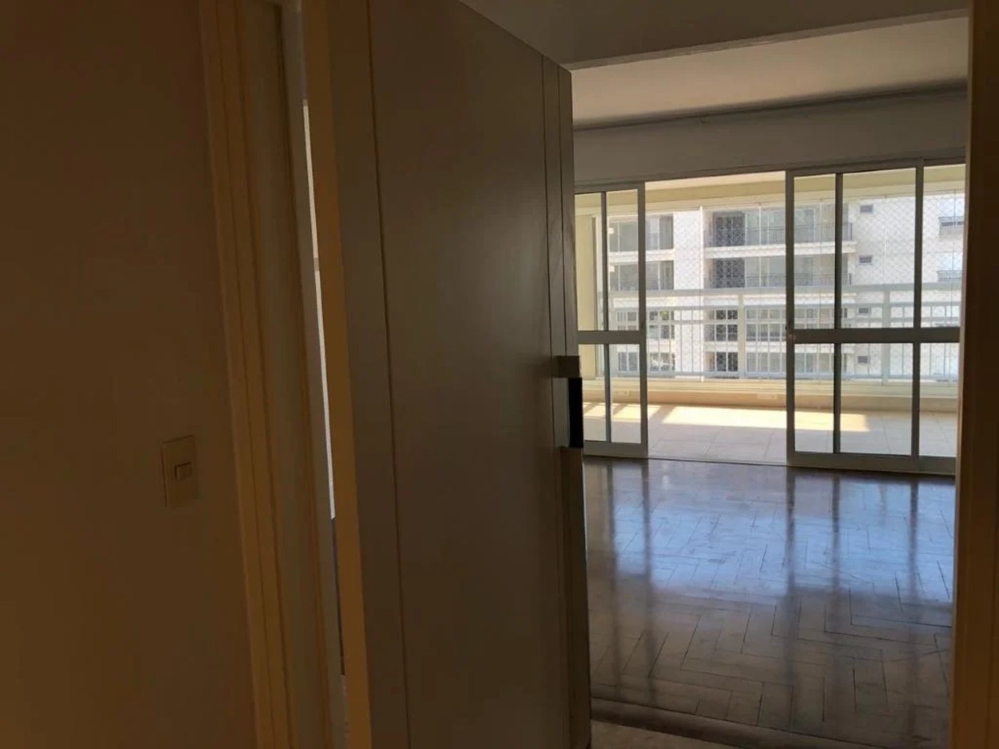 Apartamento à venda com 3 suítes em Vila Suzana, São Paulo, SP