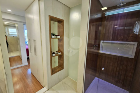 Apartamento à venda com 3 quartos, sendo 1 suíte, em Santo Amaro, São Paulo, SP