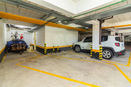 Casa à venda com 3 quartos, sendo 1 suíte, no condomínio Villaggio Di Firenze, São Paulo - SP