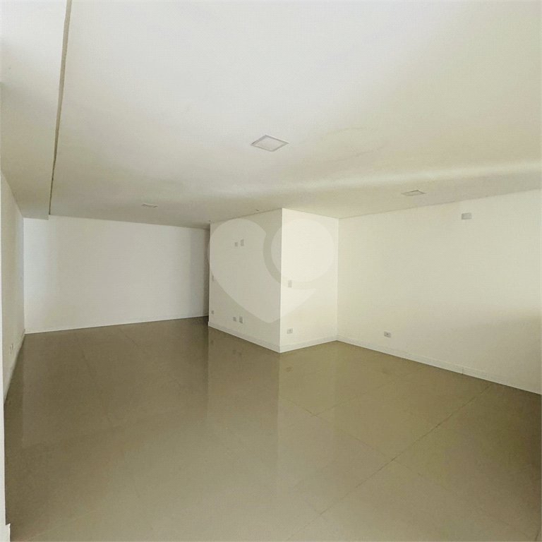 Apartamento para alugar com 3 suítes em Baeta Neves, São Bernardo do Campo, SP