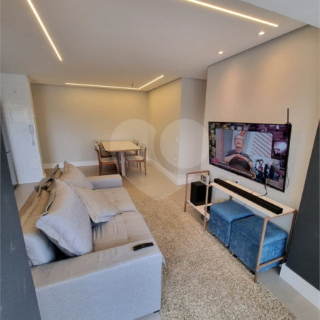 Apartamento à venda com 3 quartos, sendo 1 suíte,  em Ferreira, São Paulo, SP