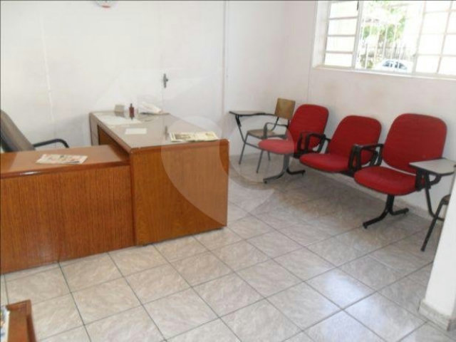 Casa à venda com 4 quartos no condomínio Largo Padre Péricles,48, São Paulo - SP