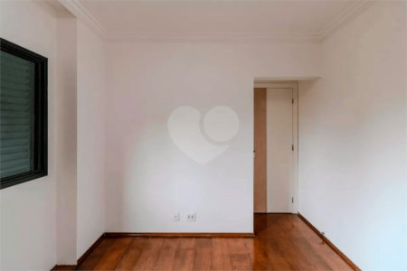 Apartamento à venda com 4 quartos, sendo 2 suítes, em Paraíso do Morumbi, São Paulo, SP