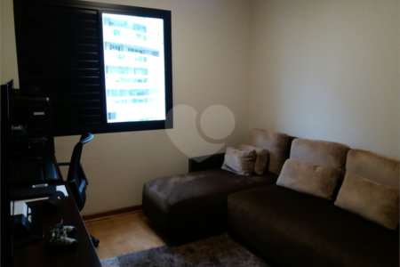 Apartamento à venda com 3 quartos, sendo 1 suíte, em Alto da Lapa, São Paulo, SP