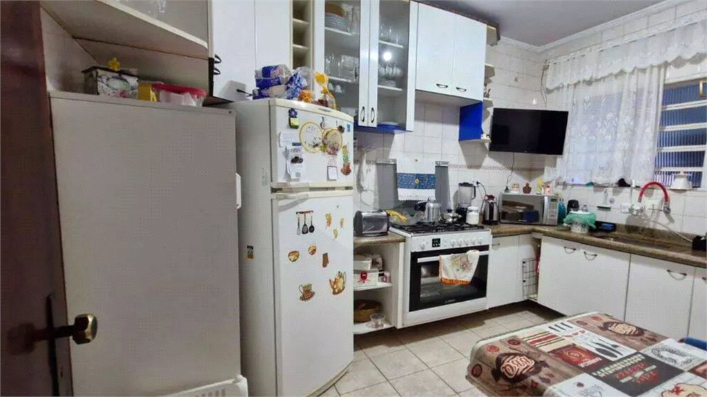 Casa à venda com 3 quartos, sendo 1 suíte, em Vila Rosalia, Guarulhos, SP