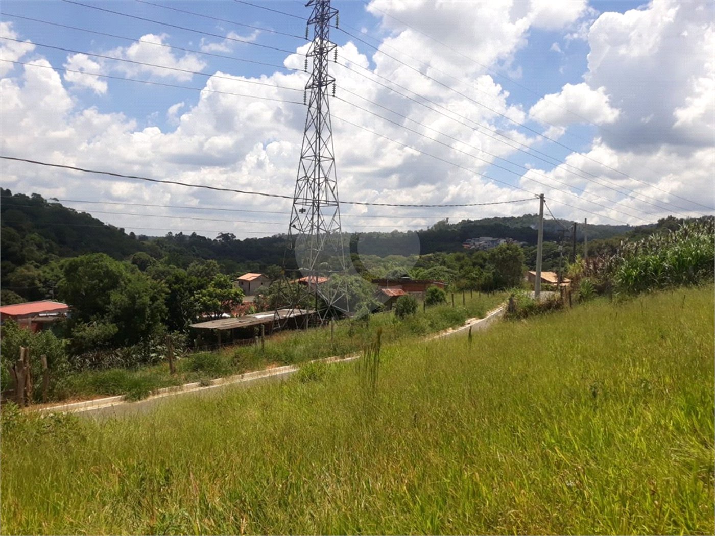 Terreno à venda em Guaçu, São Roque, SP