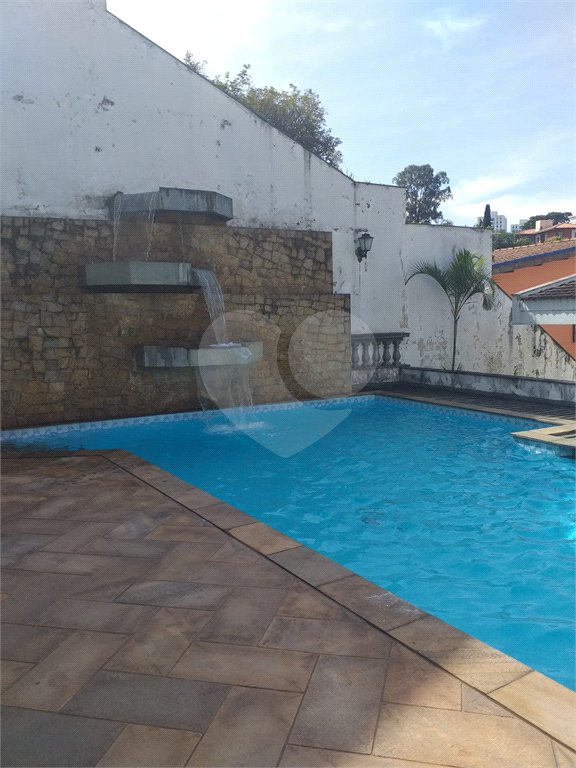 Casa à venda com 5 quartos, sendo 3 suítes, em Jardim São Bento, São Paulo, SP