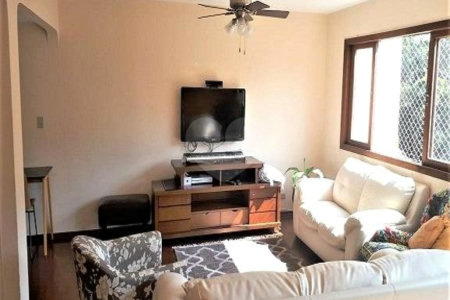 Casa à venda com 4 quartos, sendo 2 suítes,  em Jardim Olympia, São Paulo, SP
