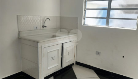 Casa para alugar com 5 quartos, sendo 1 suíte, em Vila Ipojuca, São Paulo, SP