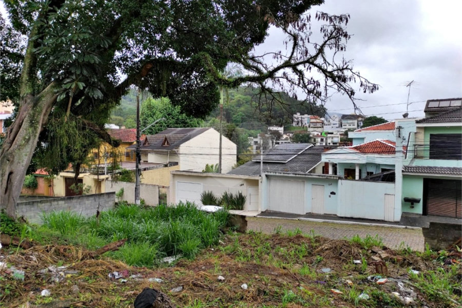 Terreno à venda em Horto, São Paulo, SP