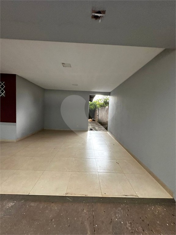 Casa à venda com 2 quartos em Jardim Ibirapuera, Ponta Porã, MS