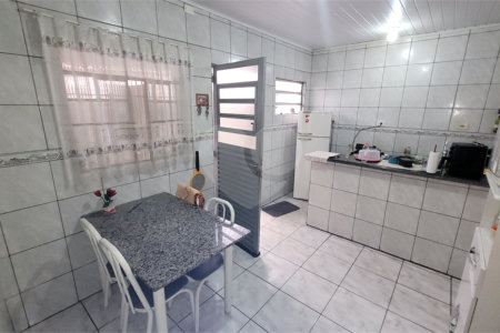 Casa à venda com 4 quartos, sendo 1 suíte, em Jardim Japão, São Paulo, SP