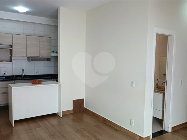 Apartamento à venda com 2 quartos, sendo 1 suíte,  em Vila Guilherme, São Paulo, SP
