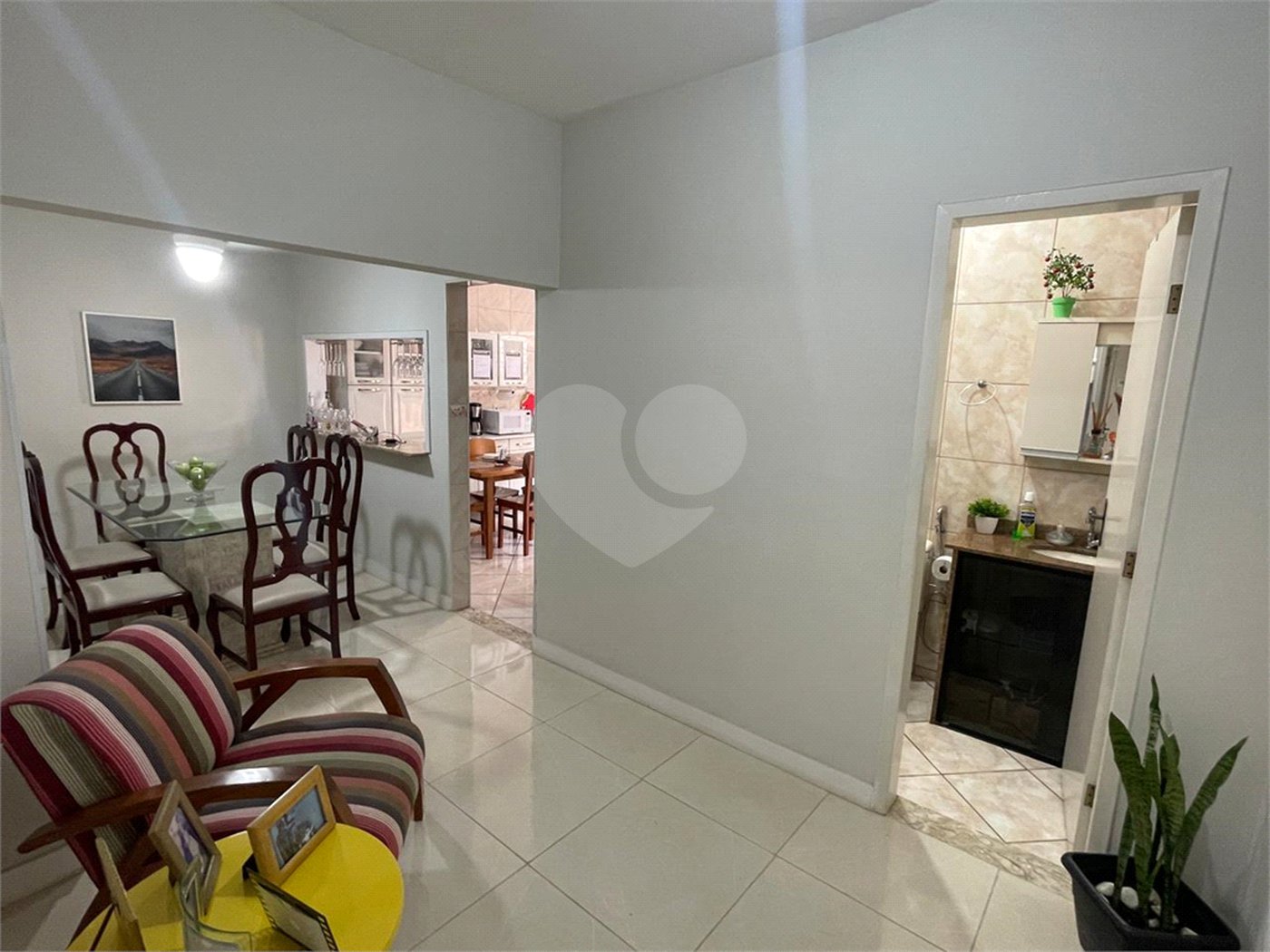 Casa à venda com 5 quartos, sendo 2 suítes, em Campo Grande, Rio de Janeiro, RJ