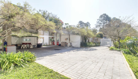 Casa à venda ou para alugar com 3 quartos, sendo 1 suíte,  no condomínio Chácara Flora, São Paulo - SP
