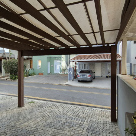 Casa à venda com 3 quartos, sendo 1 suíte, em Cond. Vila Aldea de Espana, Itu - SP