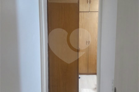 Apartamento à venda com 2 quartos, sendo 1 suíte,  em Pinheiros, São Paulo, SP