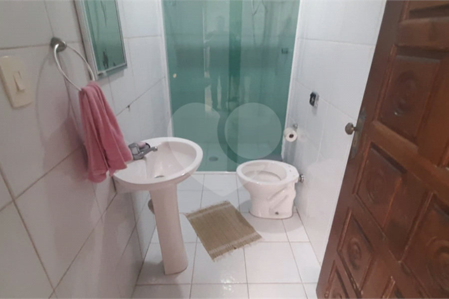 Sobrado à venda com 5 quartos, sendo 1 suíte,  em Vila Rosália, Guarulhos, SP
