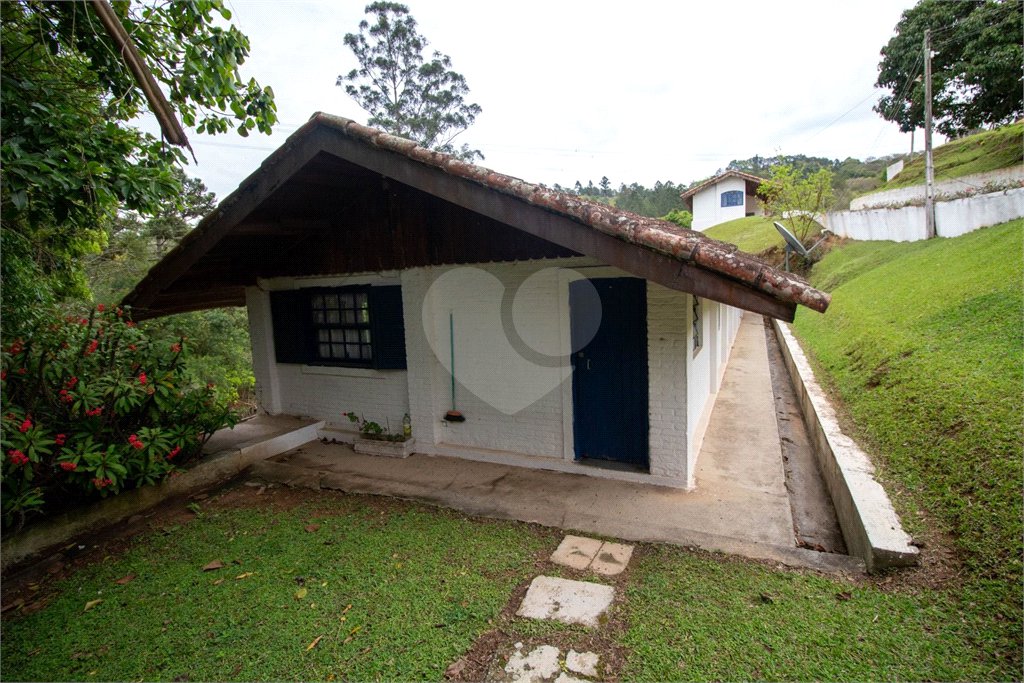 Sítio à venda com 7 quartos, sendo 6 suítes, no Centro (são João Novo), São Roque, SP
