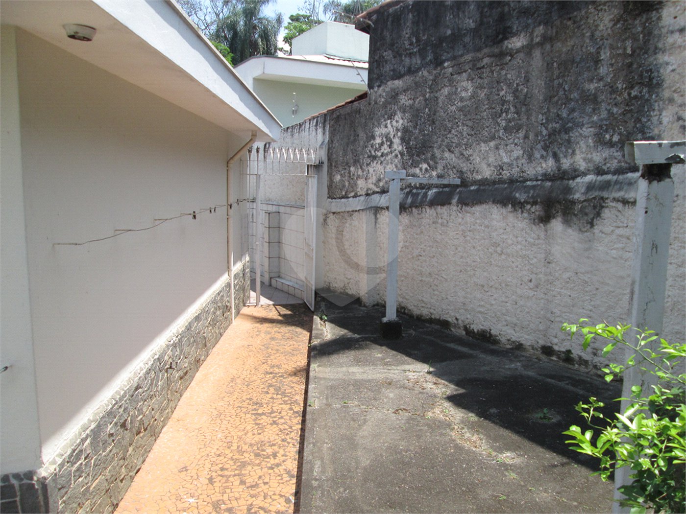 Sobrado à venda com 3 quartos em Horto, São Paulo, SP