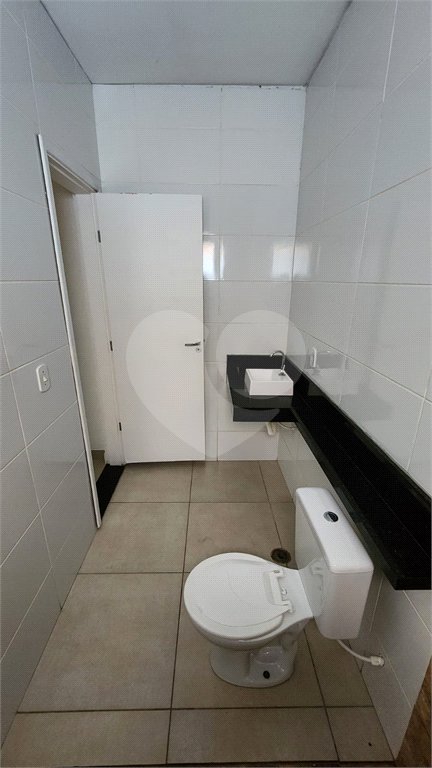 Casa à venda com 2 quartos, sendo 1 suíte, em Residencial Vila Martins, Salto, SP