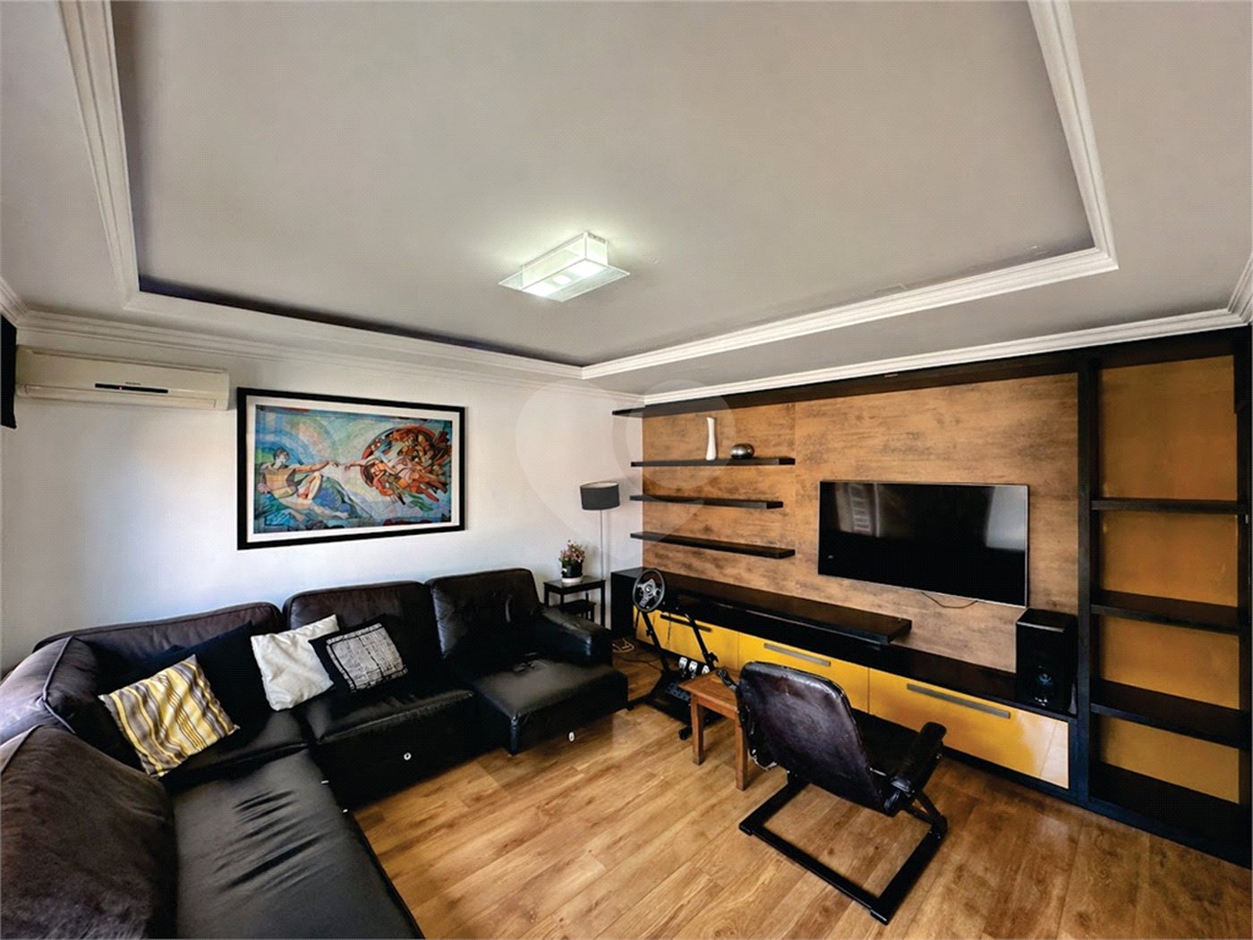 Casa à venda com 4 quartos, sendo 2 suítes,  no condomínio Granja Vianna II, Cotia - SP