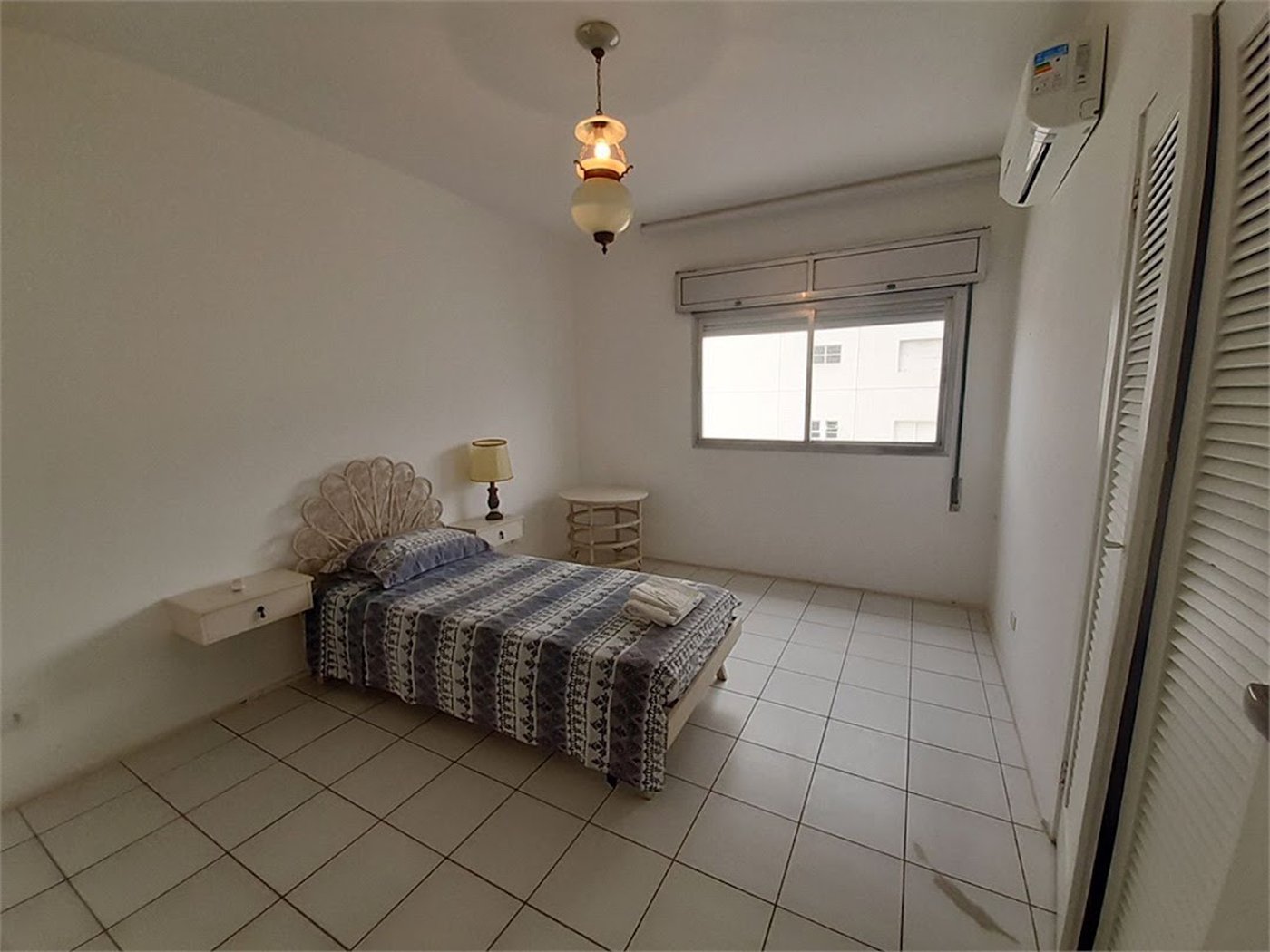 Apartamento Residencial à venda, Pitangueiras, Guarujá - AP0163.