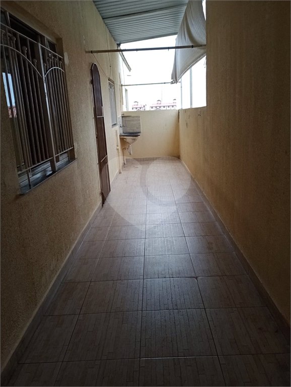 Terreno à venda com 2 quartos, sendo 1 suíte,  em Jardim Varan, Suzano, SP