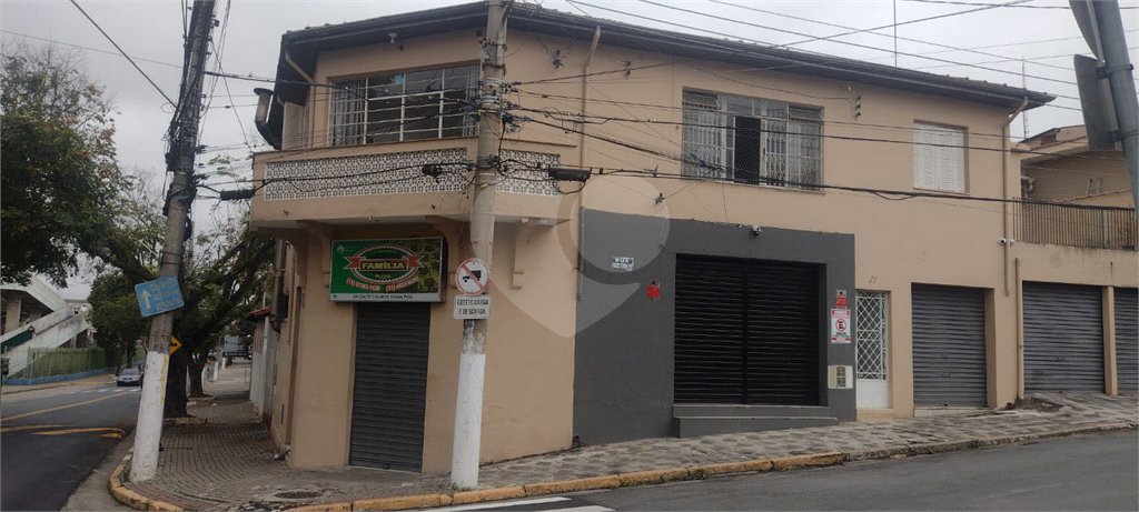 Sobrado à venda com 4 quartos em Calmon Viana, Poá, SP