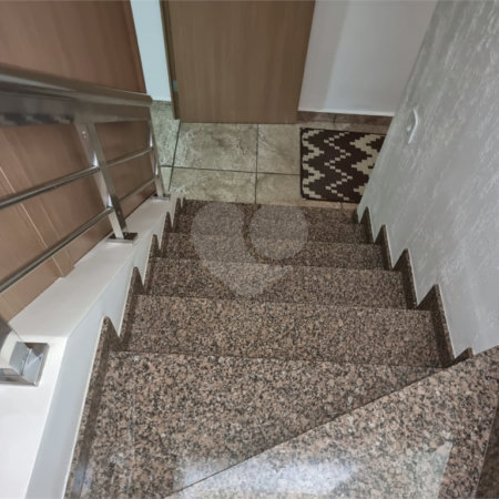 Sobrado à venda com 3 quartos, sendo 1 suíte,  em Jardim Campo Limpo, São Paulo, SP