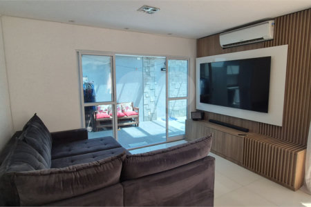 Casa à venda com 4 quartos, sendo 2 suítes,  no condomínio Aromaz, São Bernardo do Campo - SP