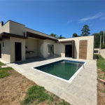 Casa à venda com 3 quartos, sendo 1 suíte, em Jardim Paraíso da Usina, Atibaia, SP