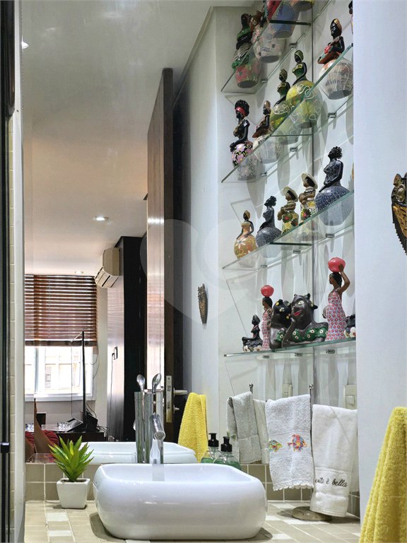 Apartamento à venda com 2 quartos, sendo 1 suíte, em Paraíso, São Paulo, SP