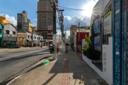 Casa Térrea à venda com 1 quarto em Pinheiros, São Paulo, SP
