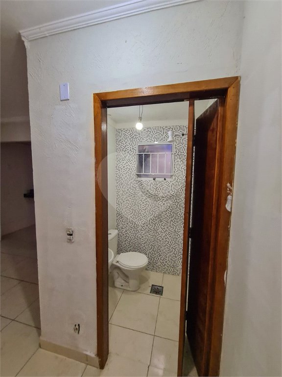 Sobrado à venda com 2 quartos no Centro, Pinhalzinho, SP