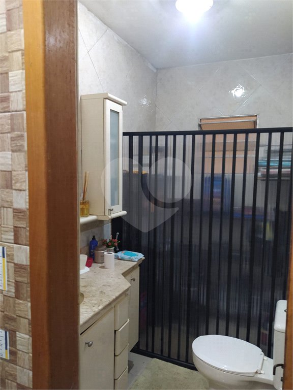 Sobrado à venda com 3 quartos, sendo 1 suíte, em Cidade Tiradentes, São Paulo, SP