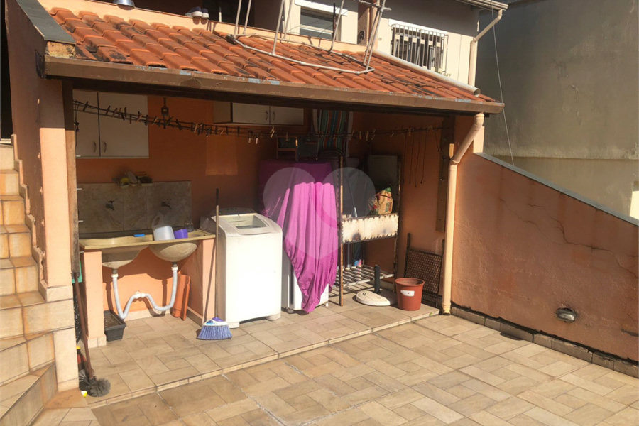 Sobrado à venda com 4 quartos, sendo 1 suíte, em Sumaré, São Paulo, SP