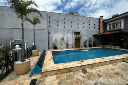 Casa à venda com 6 quartos, sendo 3 suítes, no Centro, Itapetininga, SP
