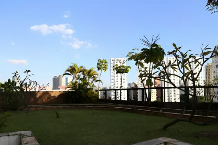 Apartamento à venda com 4 quartos, sendo 3 suítes, em Real Parque, São Paulo, SP