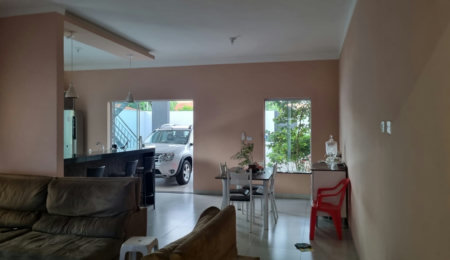 Sobrado à venda com 3 quartos, sendo 1 suíte,  em Jardim Alvorada, Três Lagoas, MS